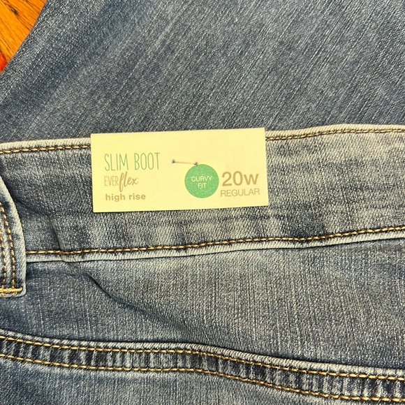 🎉HP🎉 Maurice’s Women's Blue slim Boot Cut Jeans - Picture 2 of 11